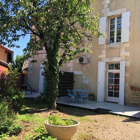 Appartement Chic & Charme Bergerac Exterior photo